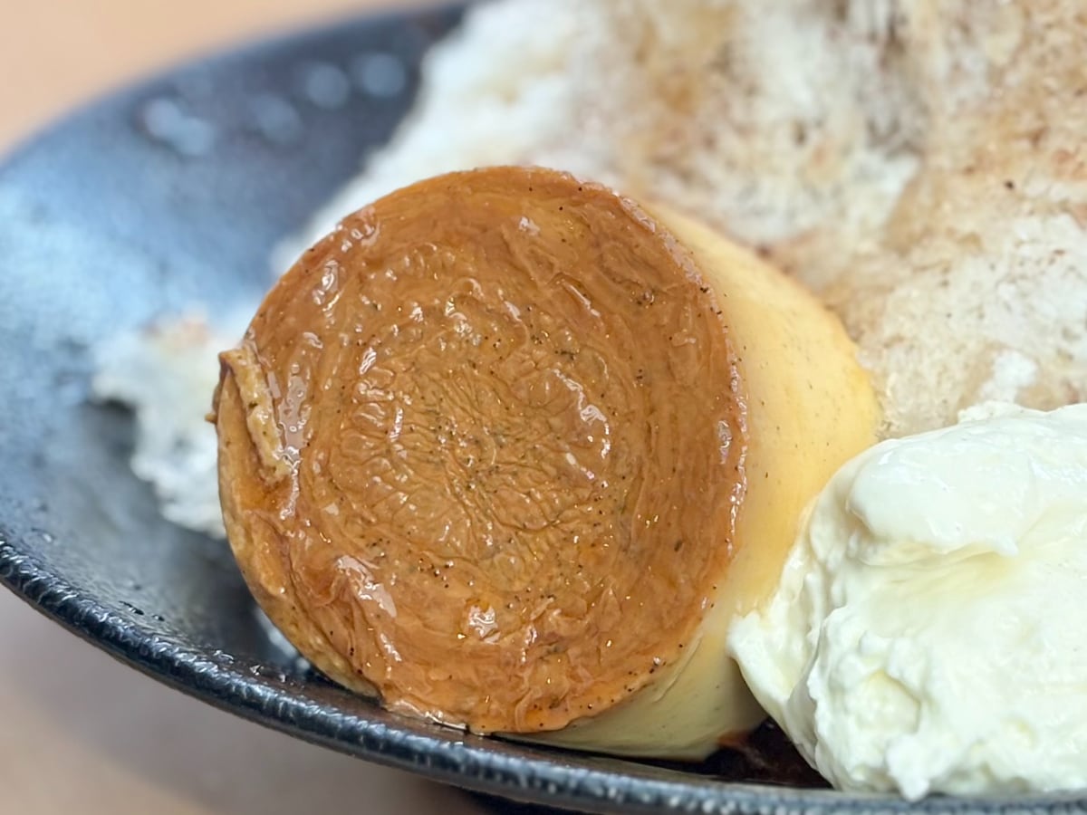 「悪魔的な味」「最高の組合せ」【ガスト】に衝撃的な見た目の新作かき氷