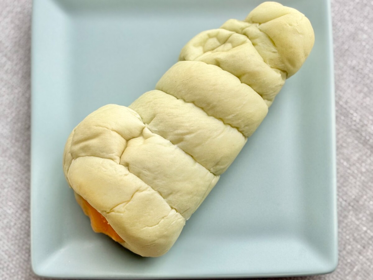 メロン全開のダブルクリームがたっぷり!【ファミマ】夏に合う新作パン