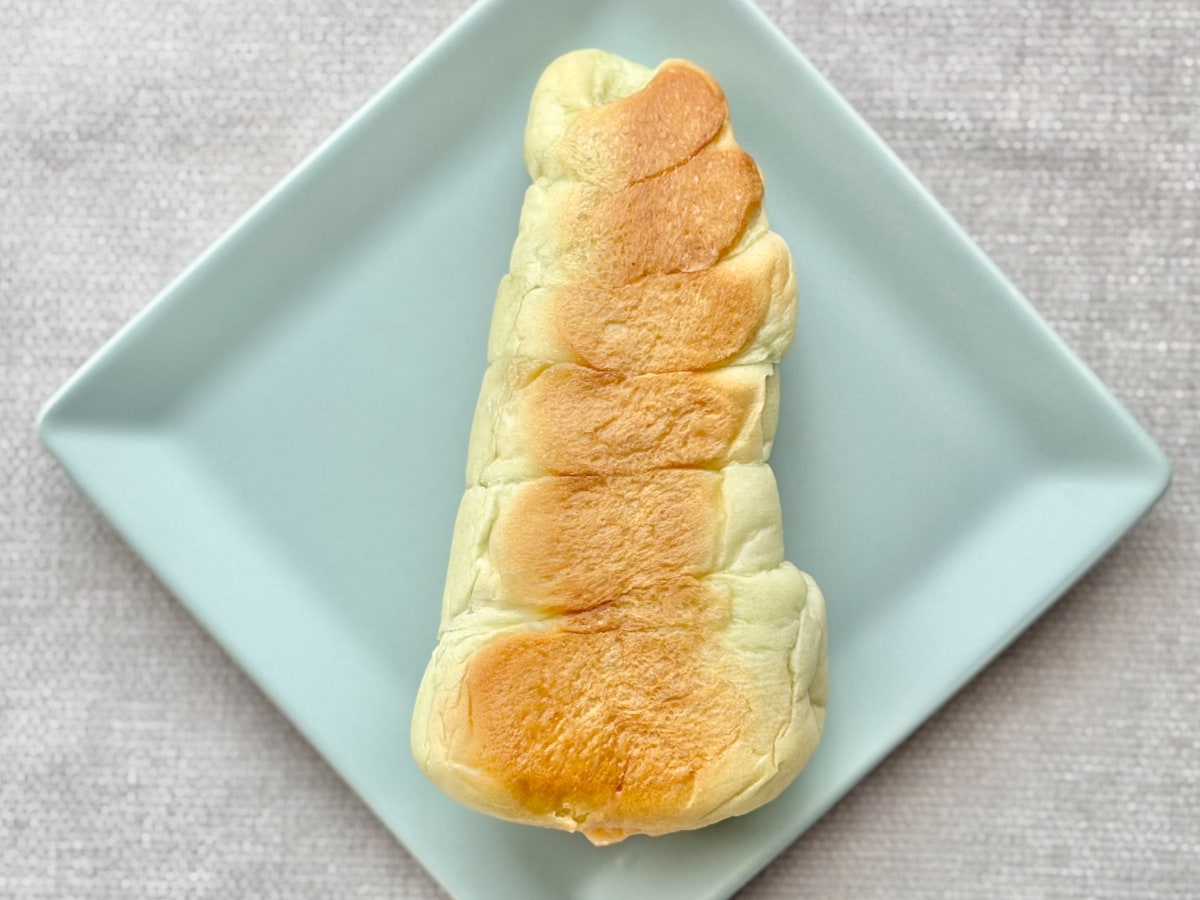 メロン全開のダブルクリームがたっぷり!【ファミマ】夏に合う新作パン