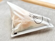 チーズがめちゃめちゃのび～る！！【ファミマ】の中華まんが「うめえ」