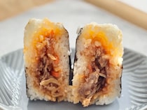 濃厚ピリ辛たれが存在感抜群！【ローソン】プレミアムおにぎりに新作登場