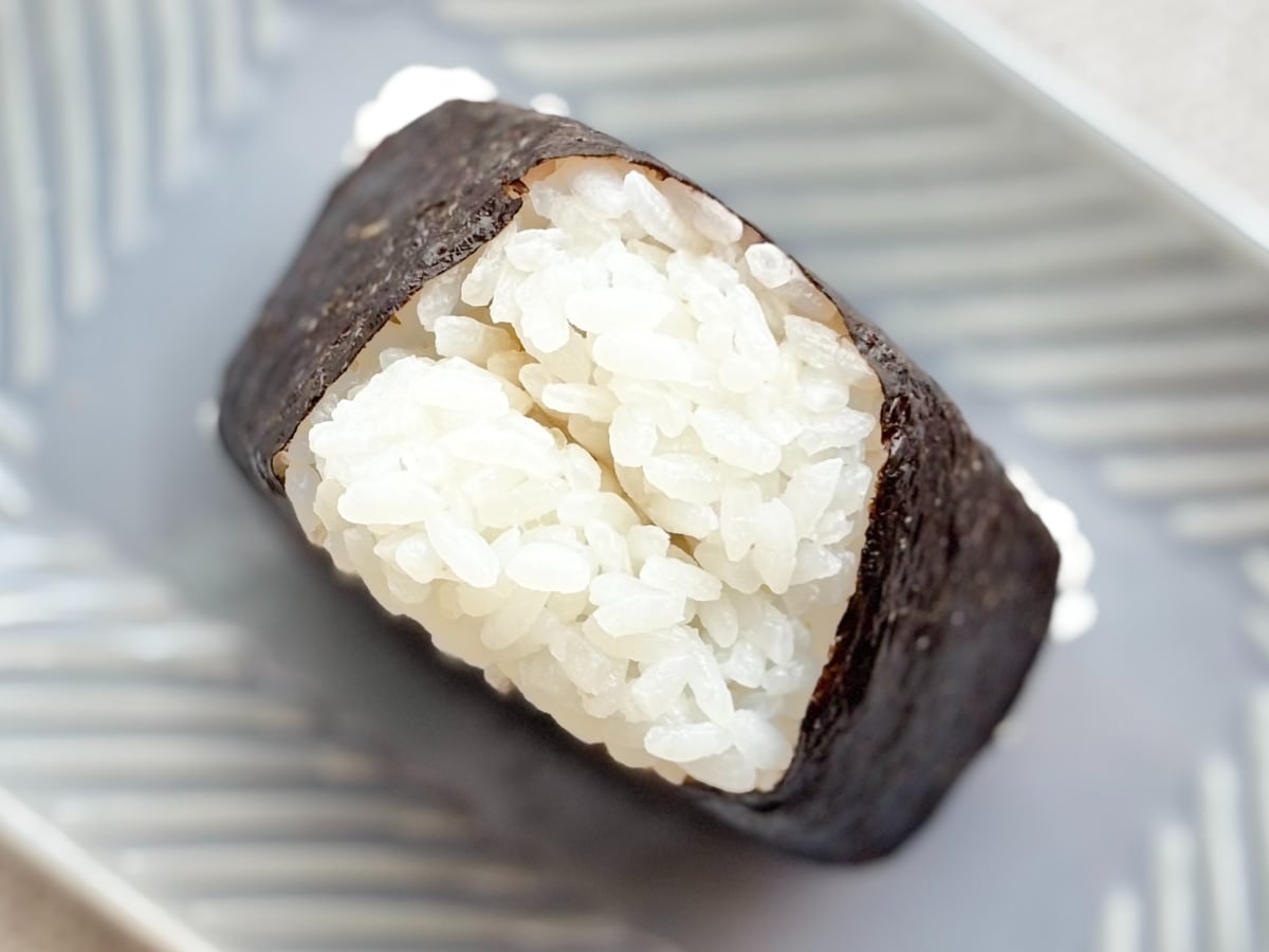 このおいしさは間違いない！【ファミマ】に名店監修の豪華なおむすび登場