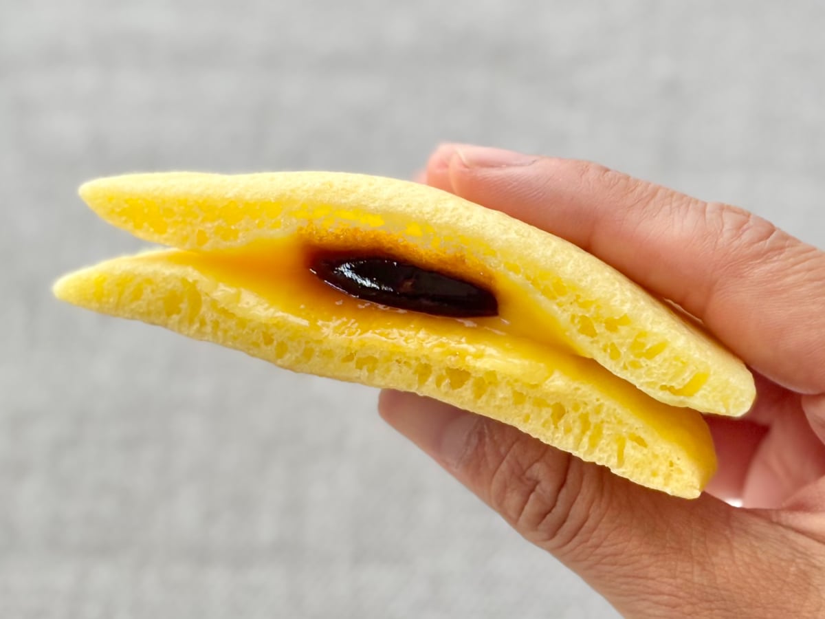 甘くてほろ苦い味が「美味すぎる」【ファミマ】おやつに最適なパンケーキ