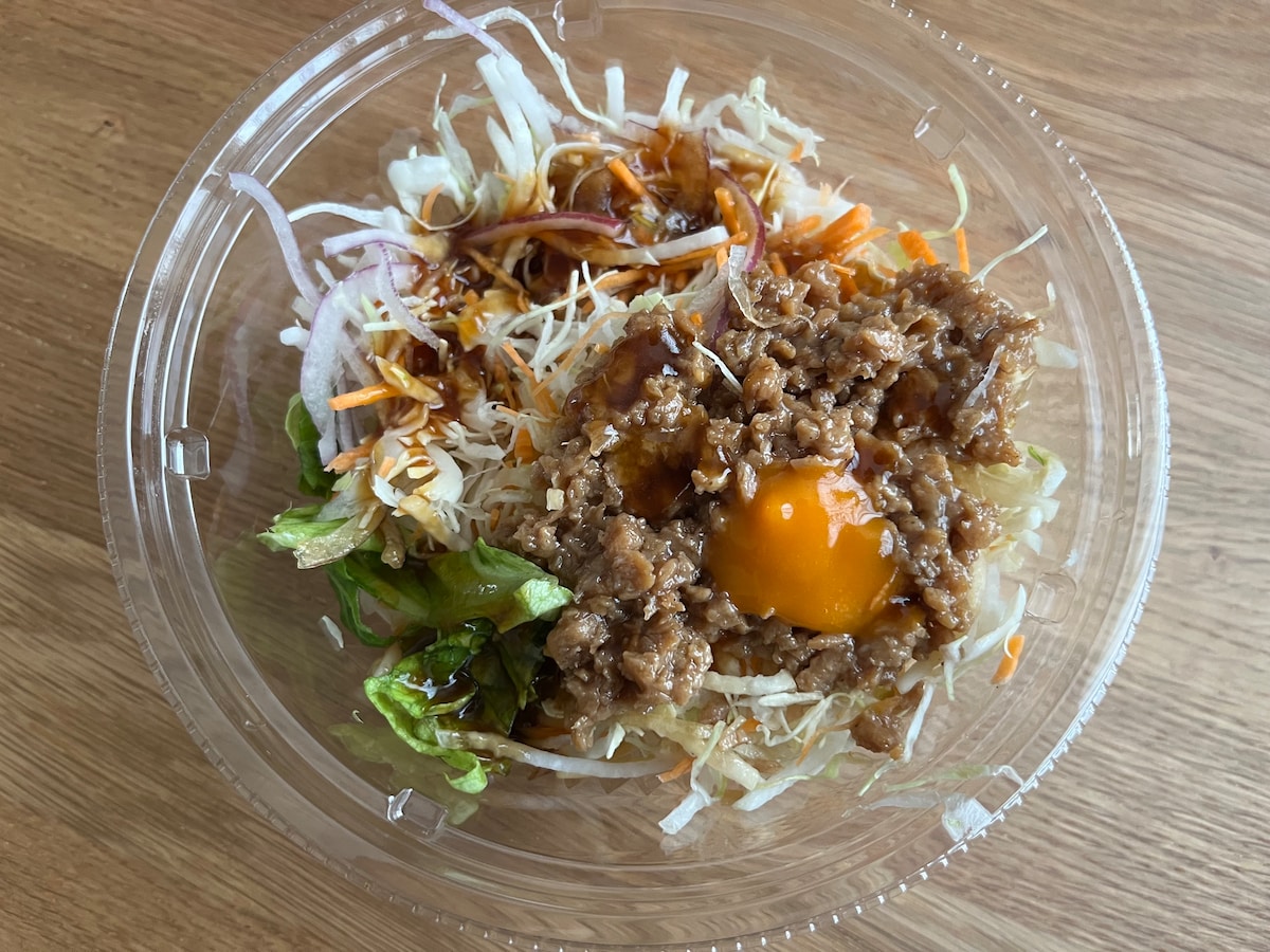 こんなパスタサラダ見たことない！【ファミマ】本格的な味わいがクセになる