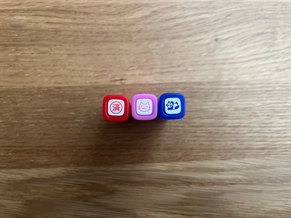 こすると消える！「フリクションスタンプ」