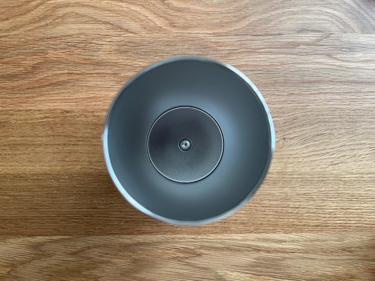 無印良品「冷やしたまま持ち運べる ペットボトル用保冷ホルダー」