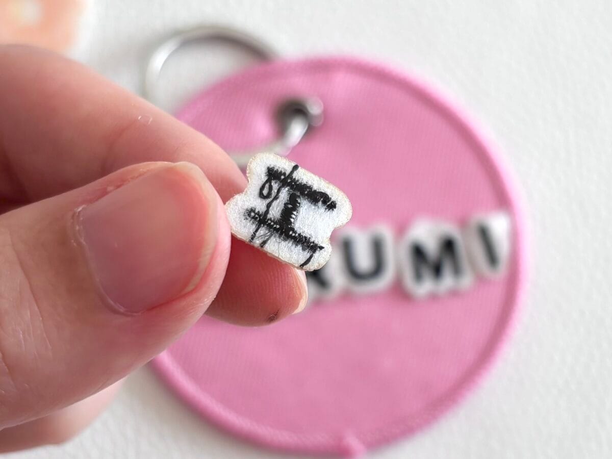 100均【キャンドゥ】ワッペンが超使える!数字やひらがなで推しグッズを作ろう!