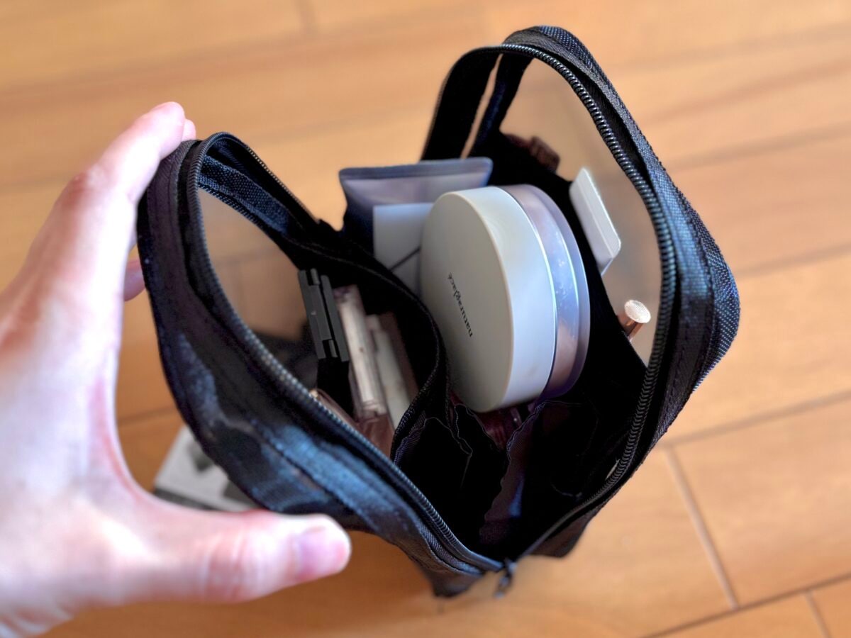 【キャンドゥ】おすすめポーチ6選|トラベル用やメイクポーチ、推し活ポーチまで充実!