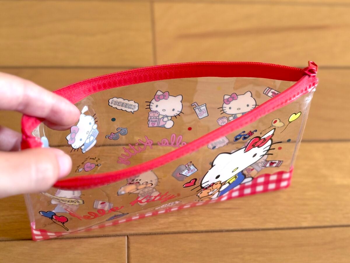 【キャンドゥ】おすすめポーチ6選|トラベル用やメイクポーチ、推し活ポーチまで充実!