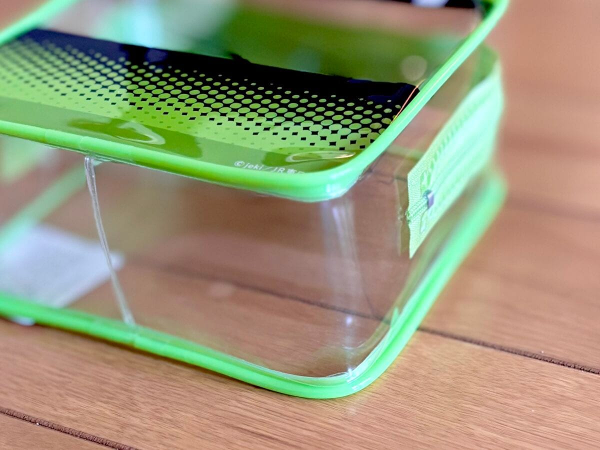 【キャンドゥ】おすすめポーチ6選|トラベル用やメイクポーチ、推し活ポーチまで充実!