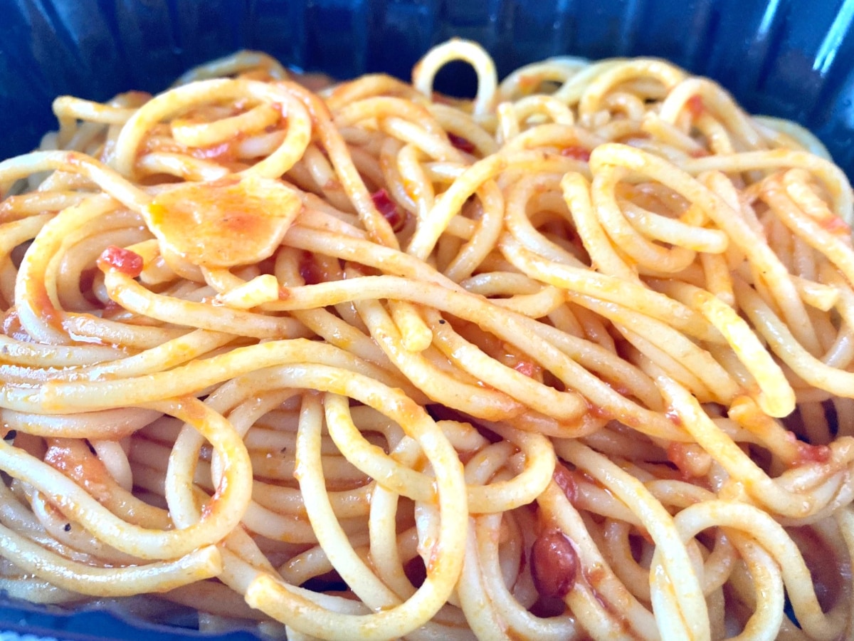 辛いやつ出たの最高すぎ!まんまカプリチョーザ!【セブン】旨辛界隈の老舗監修スパゲッティ