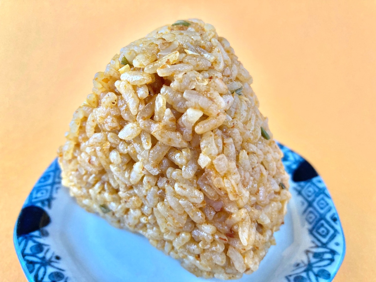 クセになる!美味しいから食べたほうがいい!【セブン】旨辛界隈の痺辛おむすび