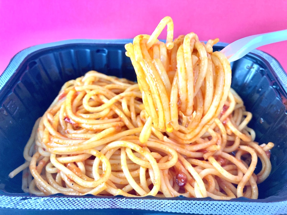 辛いやつ出たの最高すぎ!まんまカプリチョーザ!【セブン】旨辛界隈の老舗監修スパゲッティ