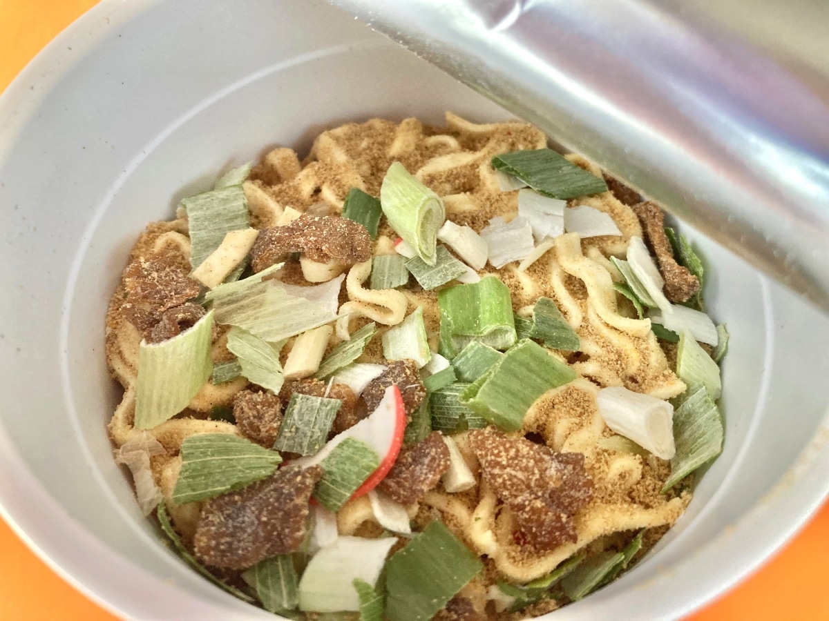 さすがマルちゃん!!だしがしっかり効いた讃岐風うどんがウマい!【東洋水産】