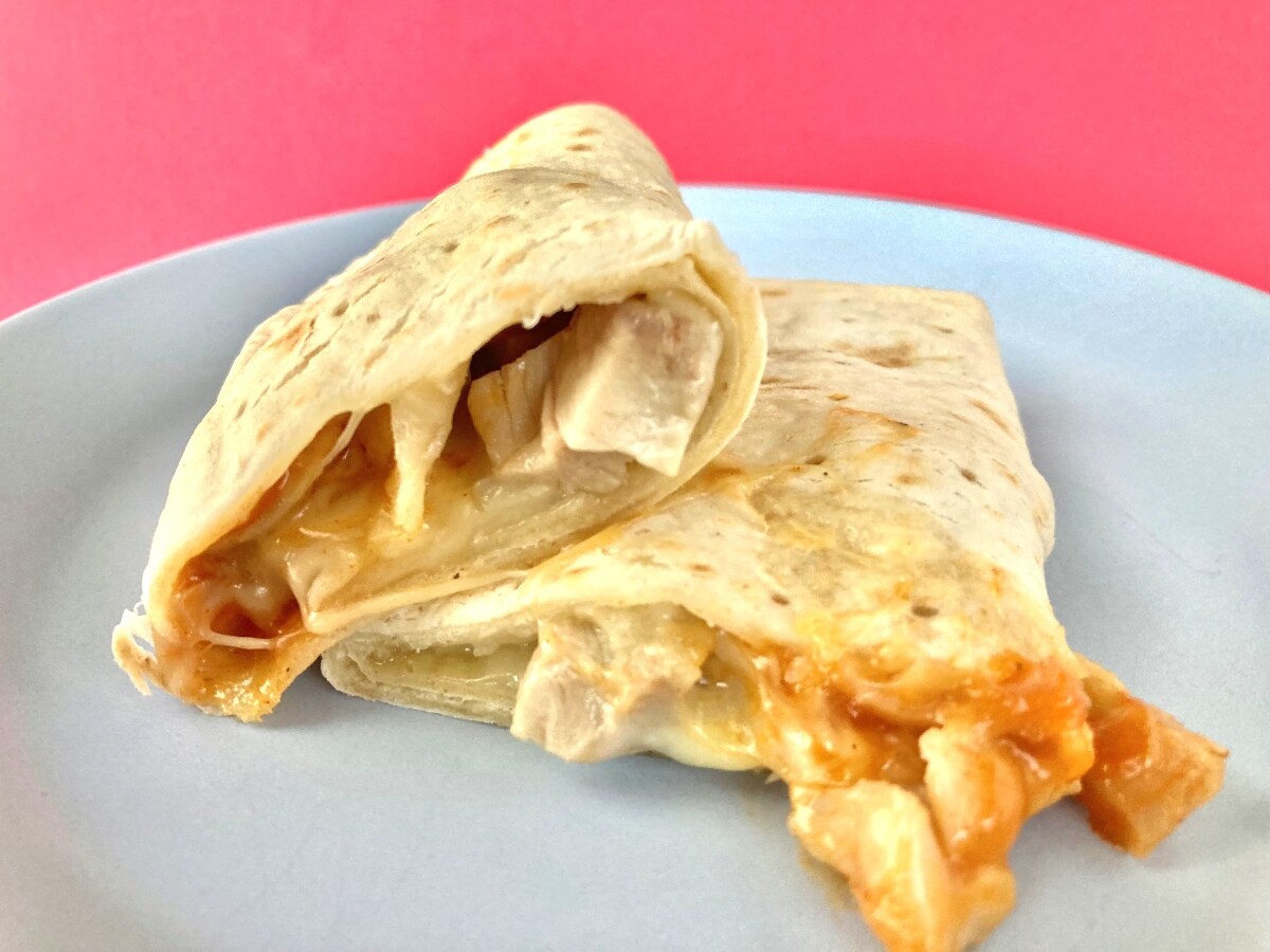 「甘辛で美味しい！」「ハマってしまう！」【セブン】旨辛界隈キャンペーンの韓国風ブリトー