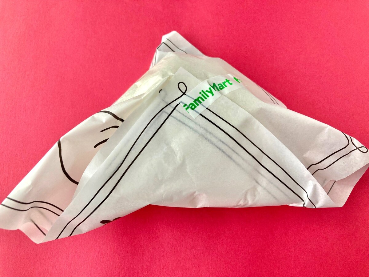 ごま風味のこしあんが美味！リピ確定？【ファミマ】ファン待望のあんまんが今年も！