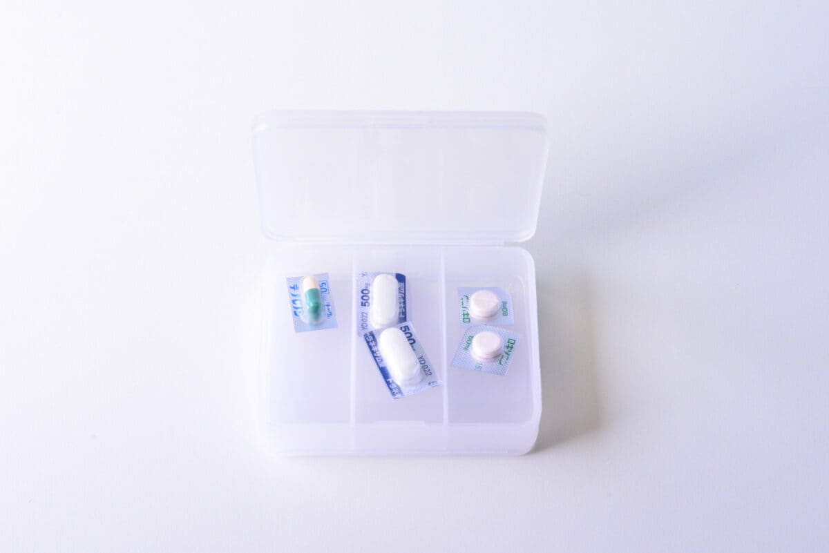 【ダイソー】ピルケース売り場はどこ?便利なものやかわいい商品を紹介