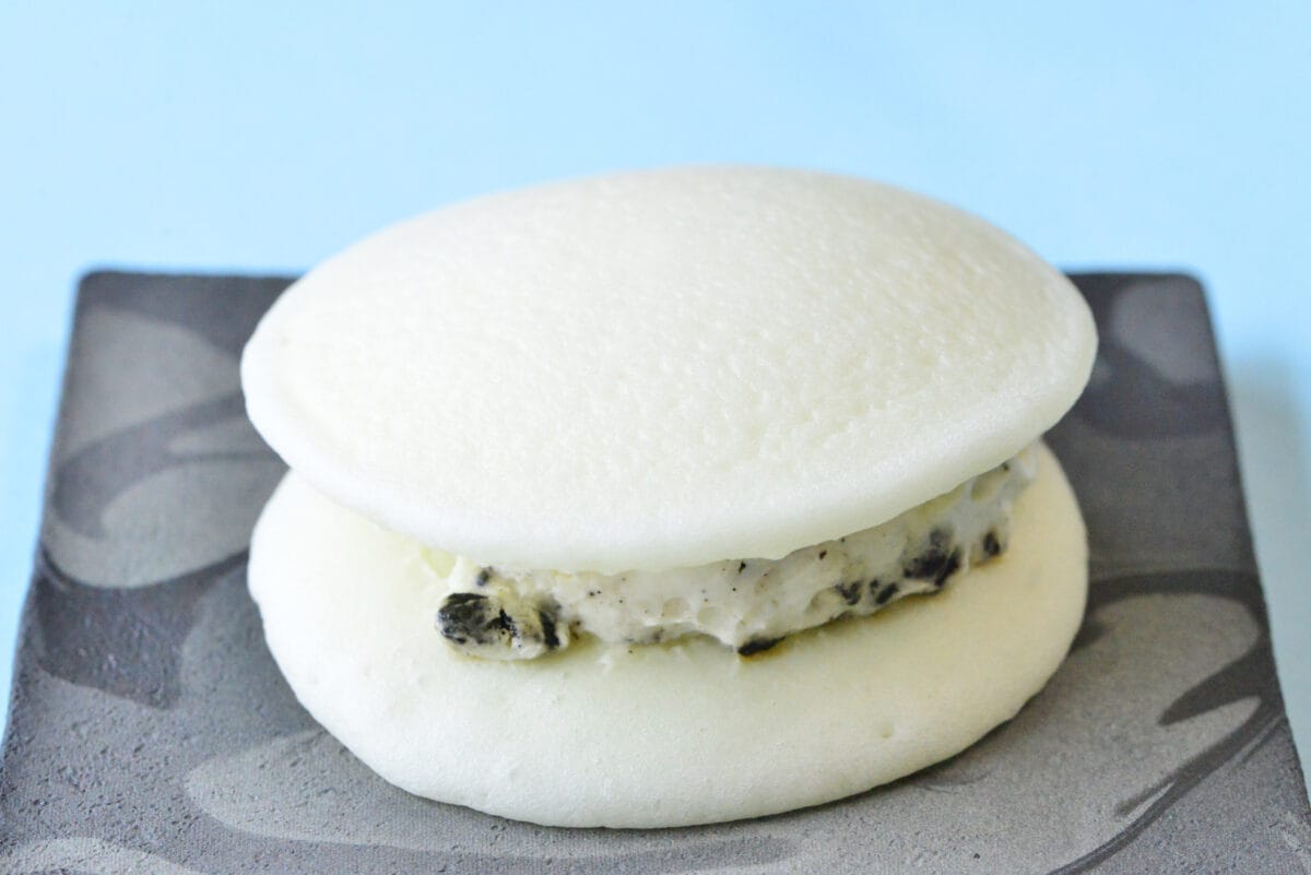 「生地の弾力すごっ」【セブン】新感覚の和洋折衷スイーツ登場