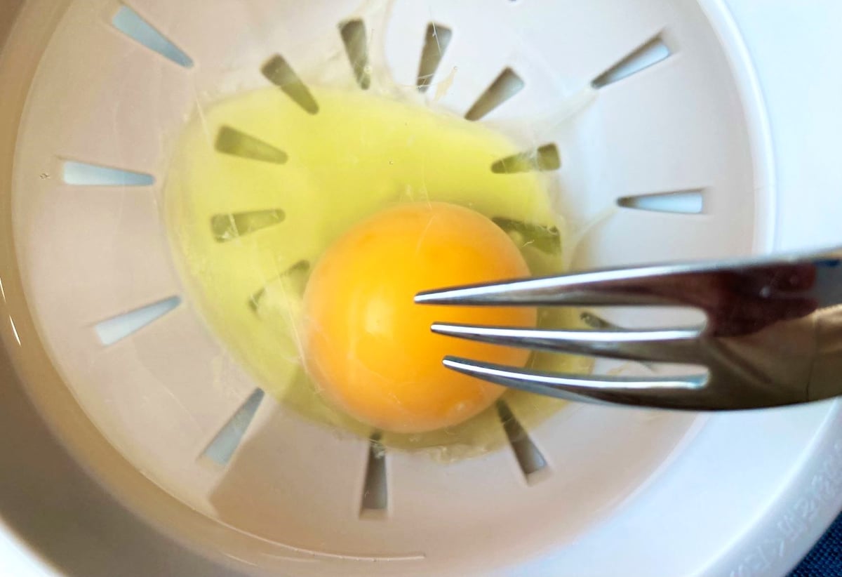 レンジで簡単に半熟ゆで卵!ダイソーの天才商品を使ってみた