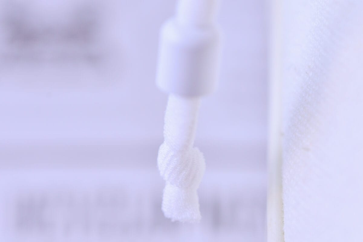 【セリア・ダイソー・キャンドゥ】100均に結ばない靴紐は売っている？