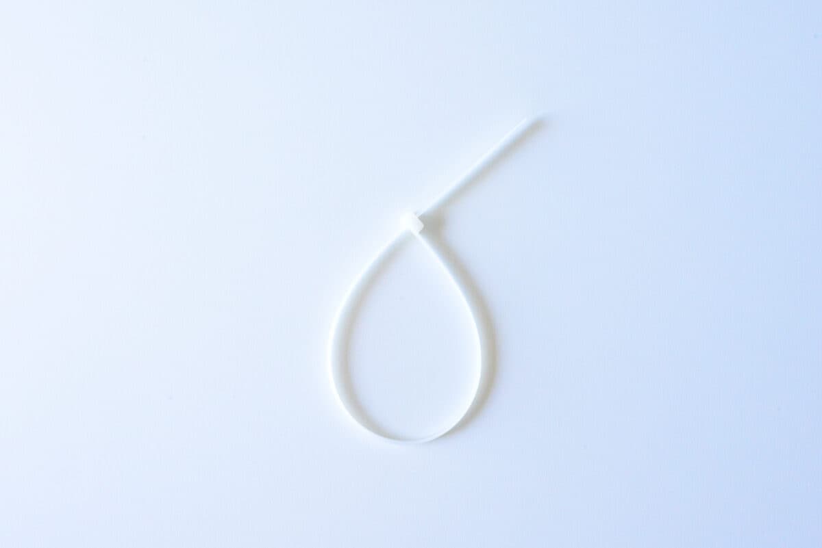 種類が豊富！ダイソーの結束バンドを紹介！繰り返し使えるタイプも