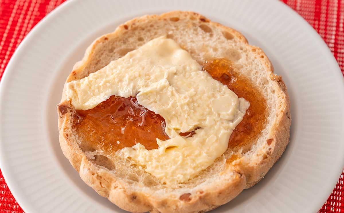 「史上最高に美味い」【ローソン】新作パンはカロリーの暴力だけど何個も食べたくなってしまう