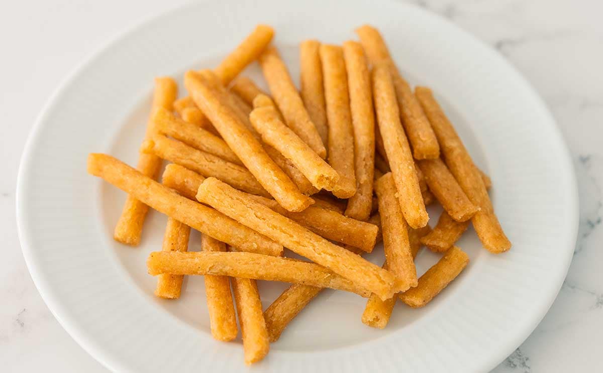 「買い占めようか迷う」「無限に食える」【じゃがりこ】の姉妹品が登場