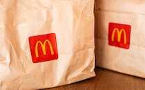 「めちゃウマだった」「絵の具みたいな青紫」【マクドナルド】新商品が爽やかで最高