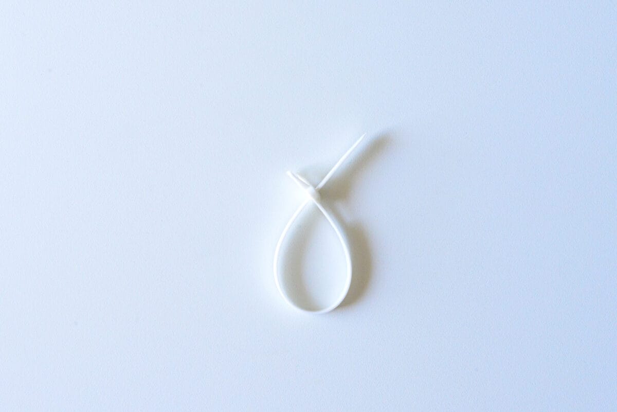 種類が豊富！ダイソーの結束バンドを紹介！繰り返し使えるタイプも