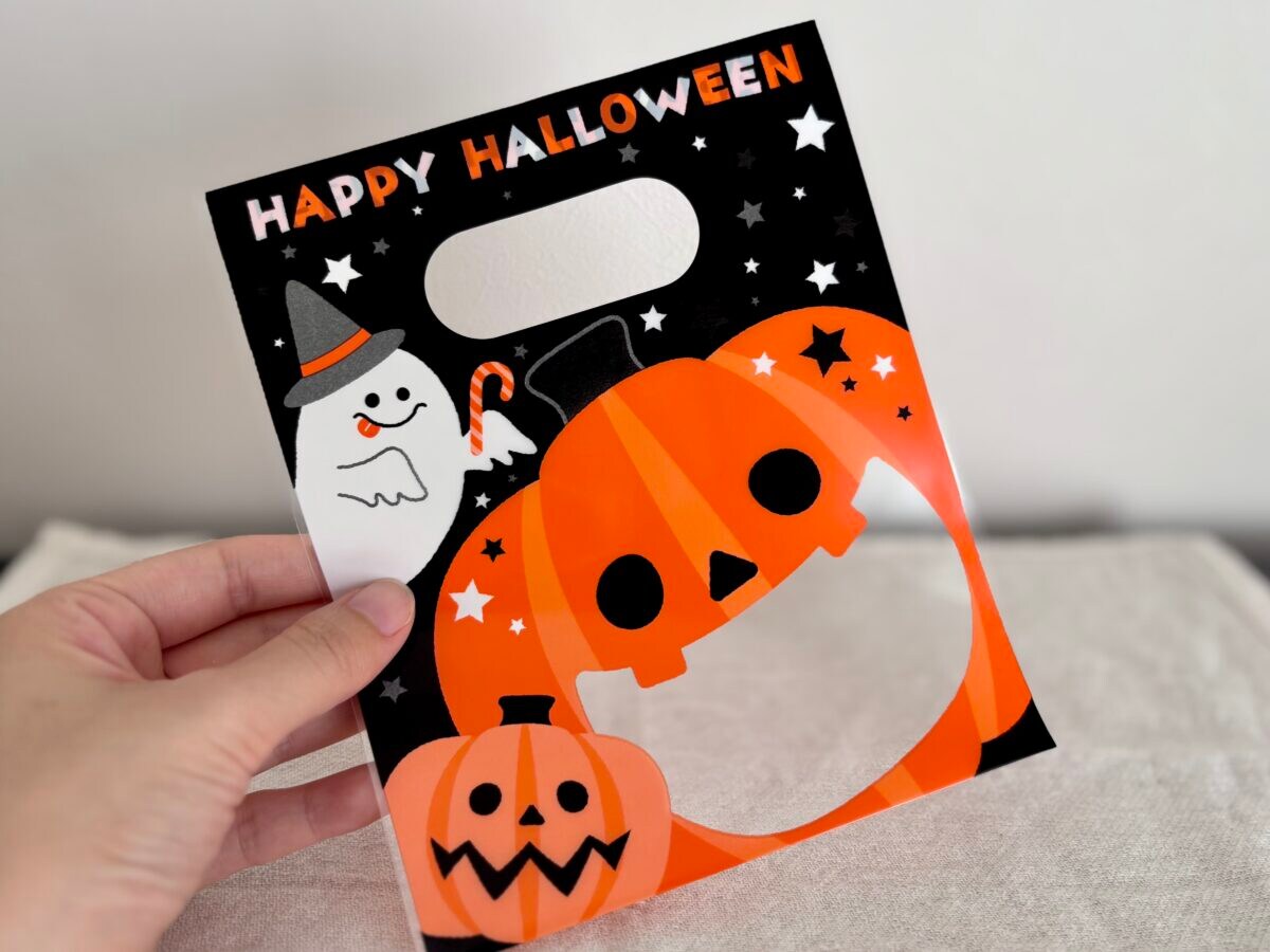 【2025年最新】ダイソーのハロウィングッズ大特集！ 仮装もお菓子もプチプラで可愛く♡