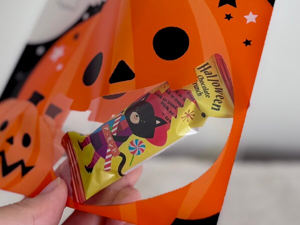 【2025年最新】ダイソーのハロウィングッズ大特集！ 仮装もお菓子もプチプラで可愛く♡