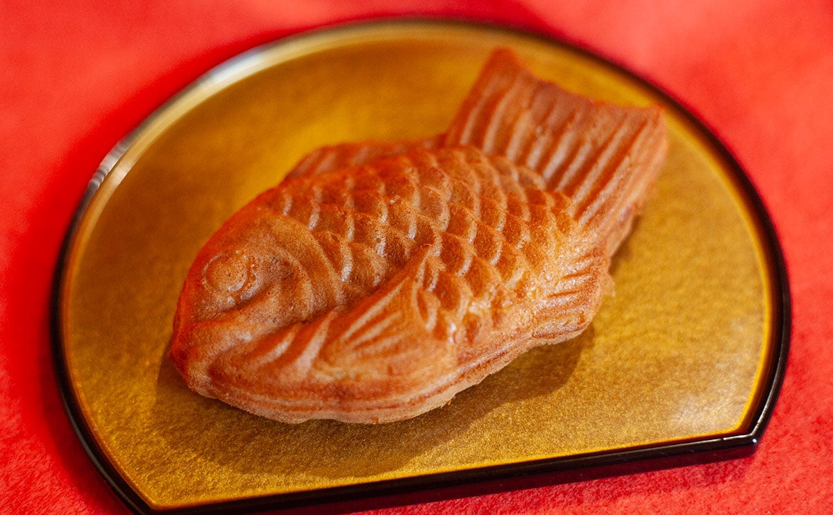 ふんわり派？ サクッと派？ 冷凍とは思えない【井村屋】新作『たい焼き』