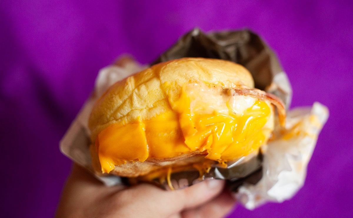 「明日も食べよう」「美味しすぎ」新登場の【マクドナルド】秋バーガー