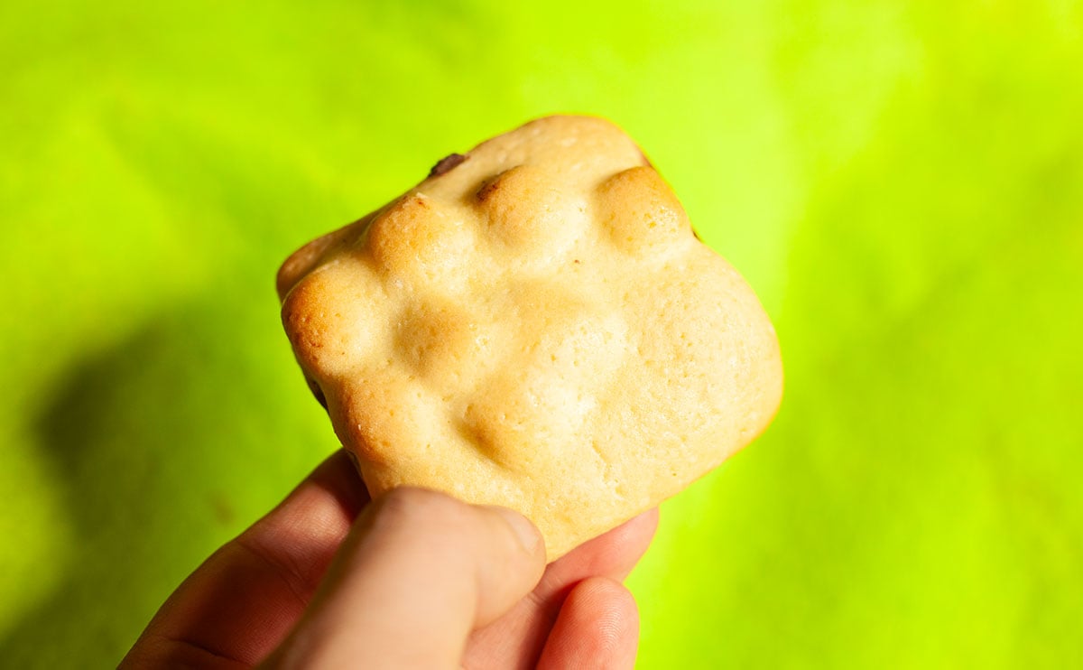 「ガチで美味い」【ローソン】の新商品が“国民的お菓子”みたいで最高だった