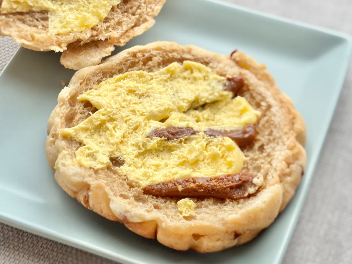 人気シェフ監修で「天才的な味」【ファミマ】の新作パンがおいしすぎた!