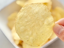 「最近週一で食べてる」【カラムーチョ】の新作がヤミツキになるウマさ