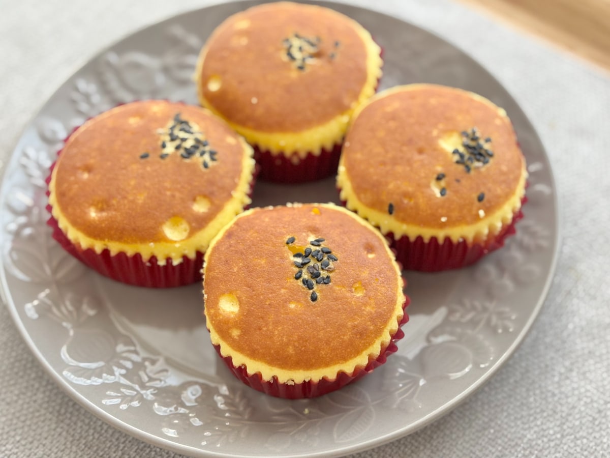 「しあわせな気持ちになる…」【ファミマ】しっとりふわふわの秋のケーキ