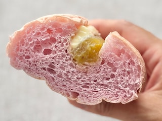 甘じょっぱい味がおいしすぎる！【ファミマ】「毎日食べたい」お芋パン