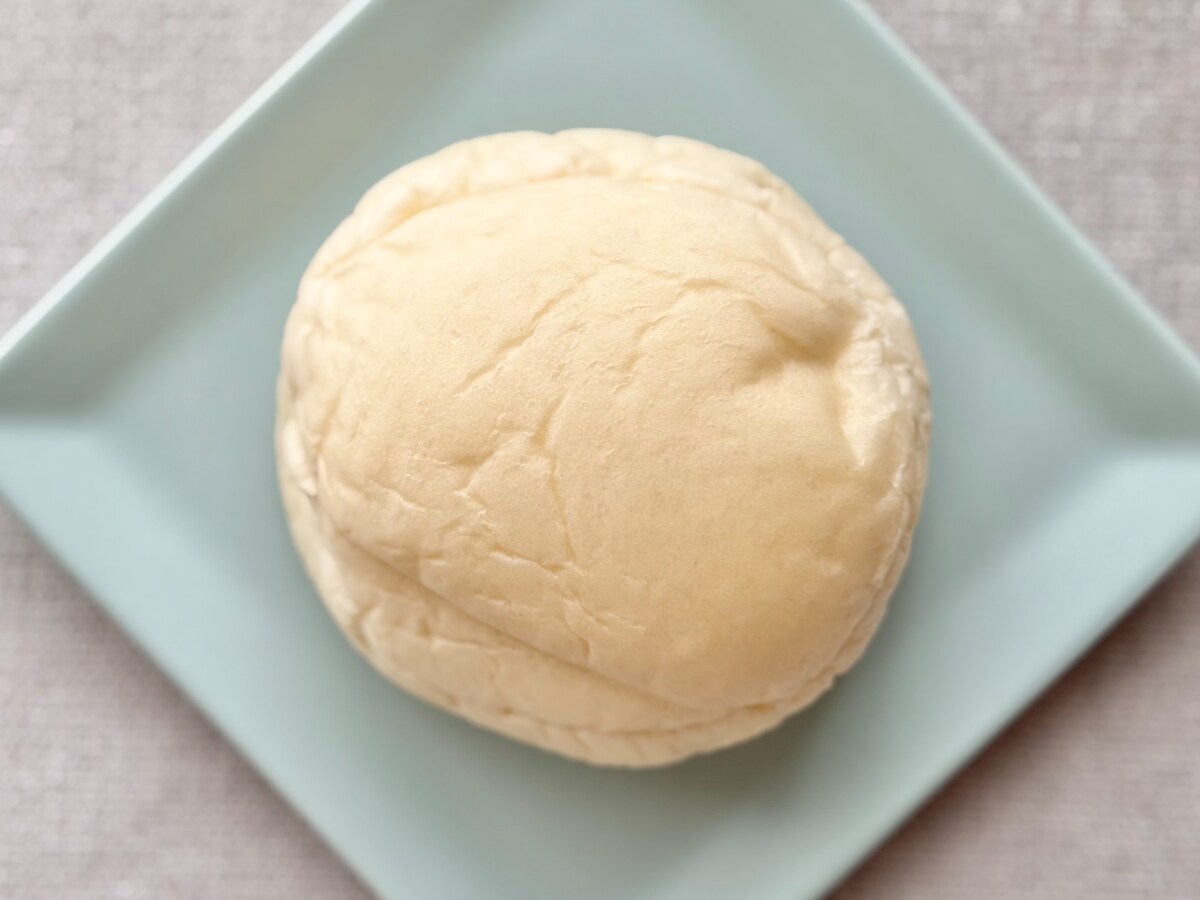 コクのあるミルクの甘みが美味♡【ファミマ】の人気パンに新作が登場