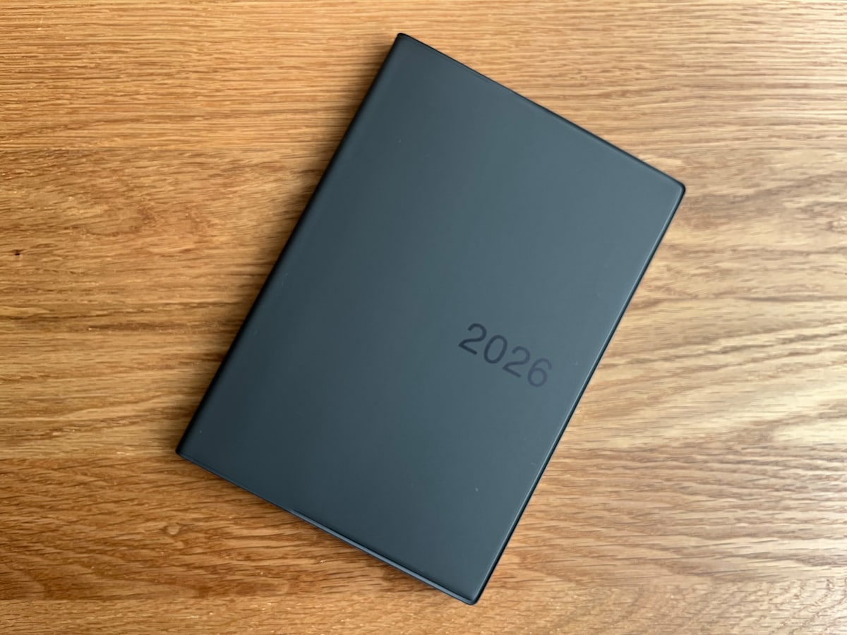 月曜始まりマンスリー/ウィークリースケジュール帳・2025年12月始まり