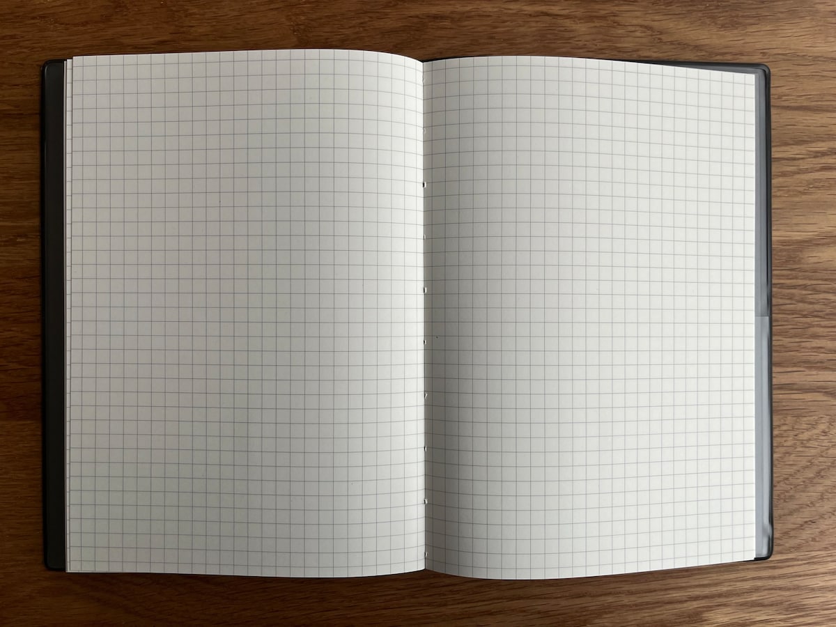 月曜始まりマンスリー/ウィークリースケジュール帳・2025年12月始まり