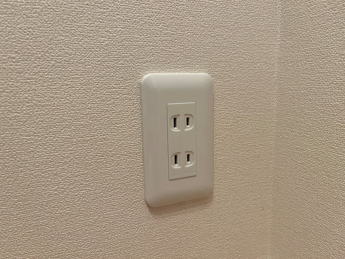 コンセント安全カバーの付け方