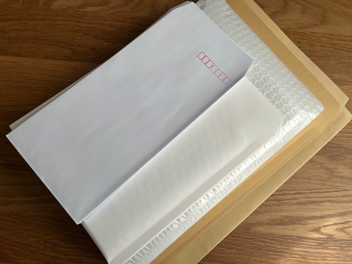 ダイソーなら必要なサイズの封筒がすぐ見つかる!