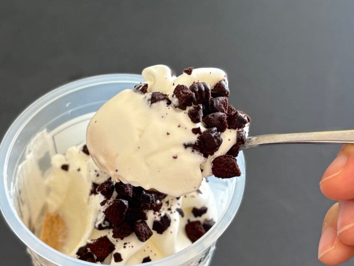 コンビニスイーツたべる牧場パフェコーヒー&みるく