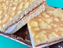 「ケーキなの？クレープなの？」【ローソン】ほんのり塩味の菓子パンが良コスパ