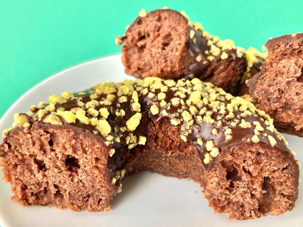 チョコ好きにおすすめ！！【ファミマ】コラボドーナツがシンプルで美味しい！