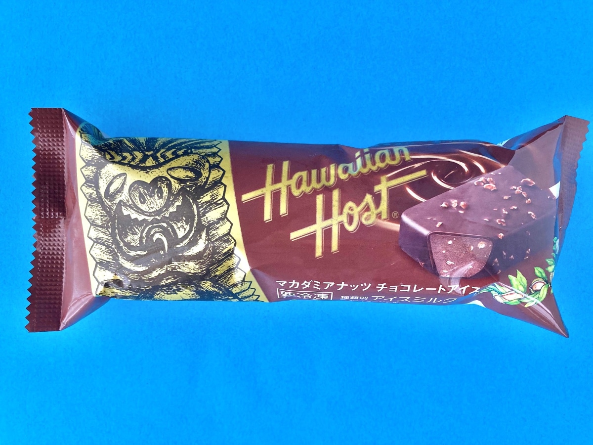 少しお高めだけどリピ確定?【ファミマ限定】マカダミアナッツのチョコアイス