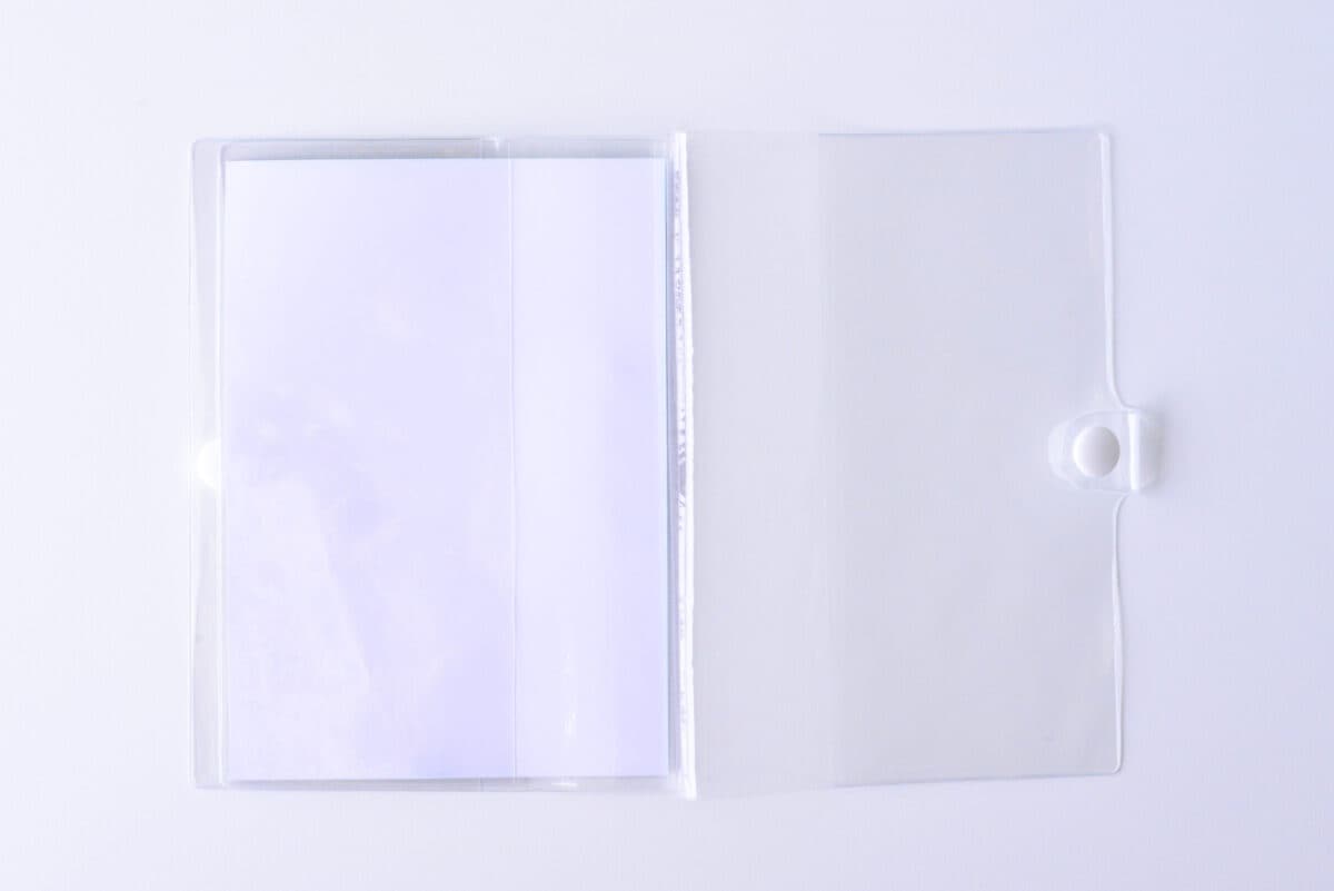 100均のお薬手帳ケースが超使える!【ダイソー・セリア・キャンドゥ】