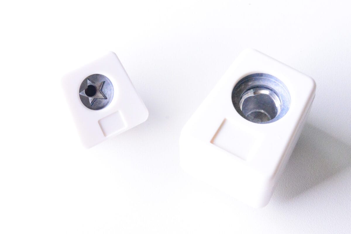 穴あけパンチは100均に売ってる？【ダイソー・セリア・キャンドゥ】