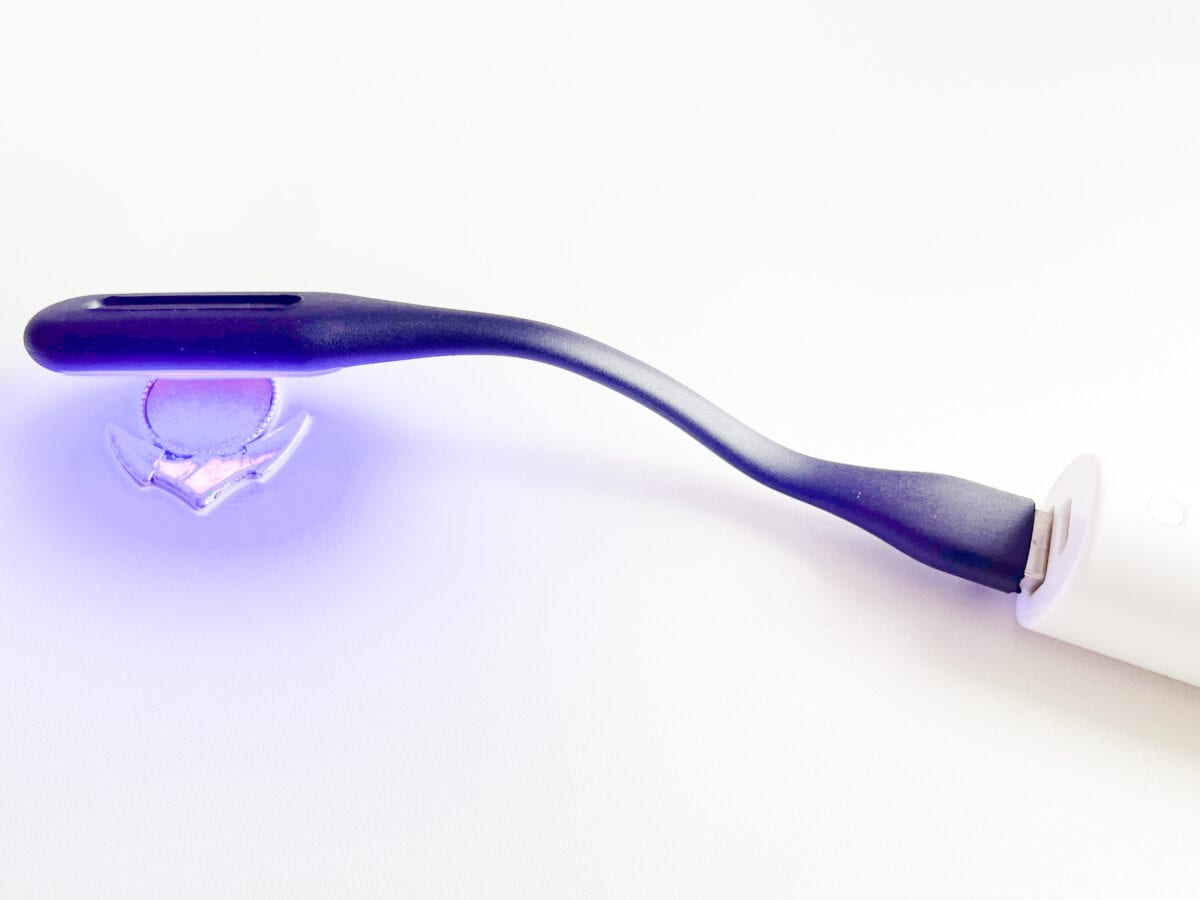 100均のUVライトを買ってみた!【セリア・キャンドゥ・ダイソー】